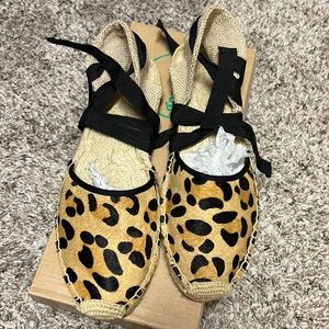 EUC! Worn a few times!